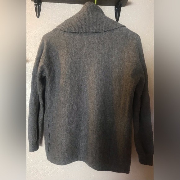 Ellen Tracy 100% Merino Wool Pullover sweater - Picture 3 of 7